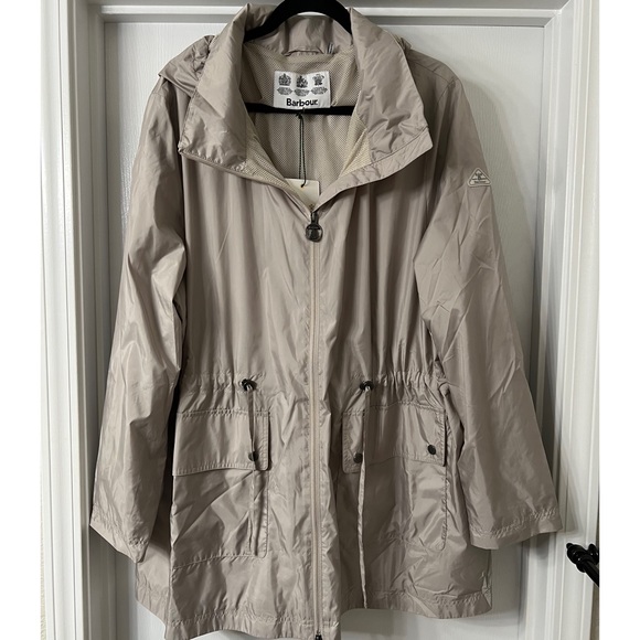 Barbour Campion Showerproof Jacket - Picture 10 of 16